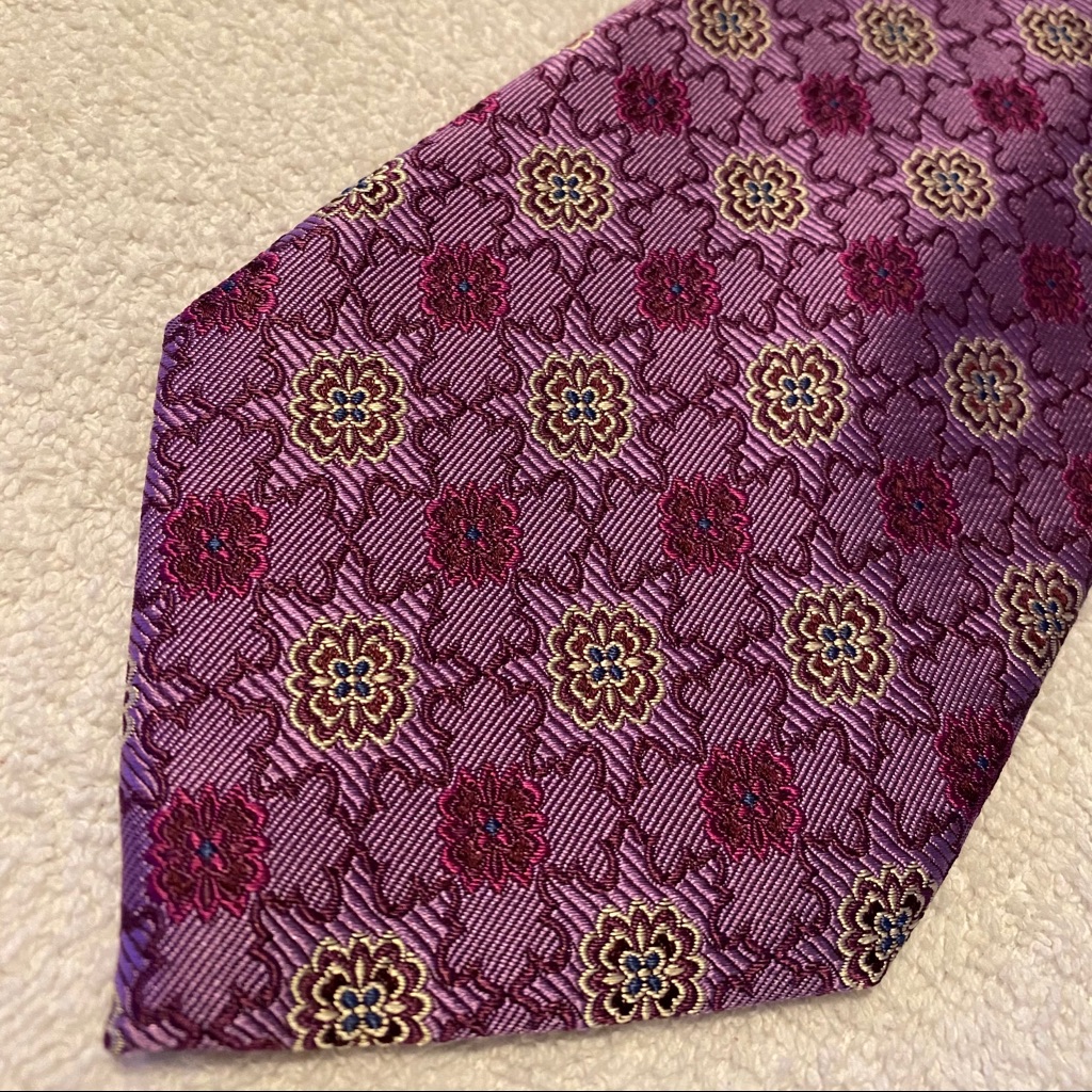 Brand New Trendy Business Tie By Tasso Elba